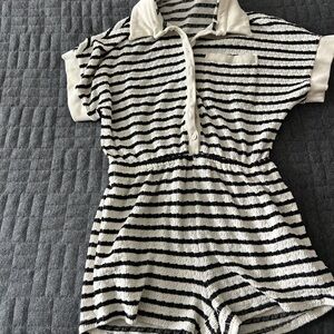ILLA ILLA Monochrome Striped Top